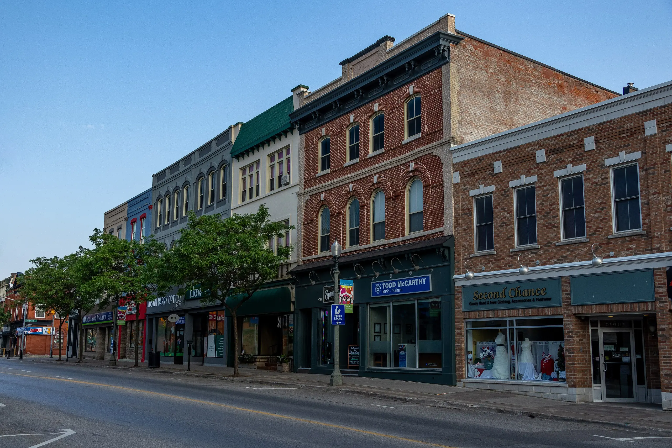 Clarington, Ontario: Heritage buildings and storefronts in Downtown Bowmanville along King Street