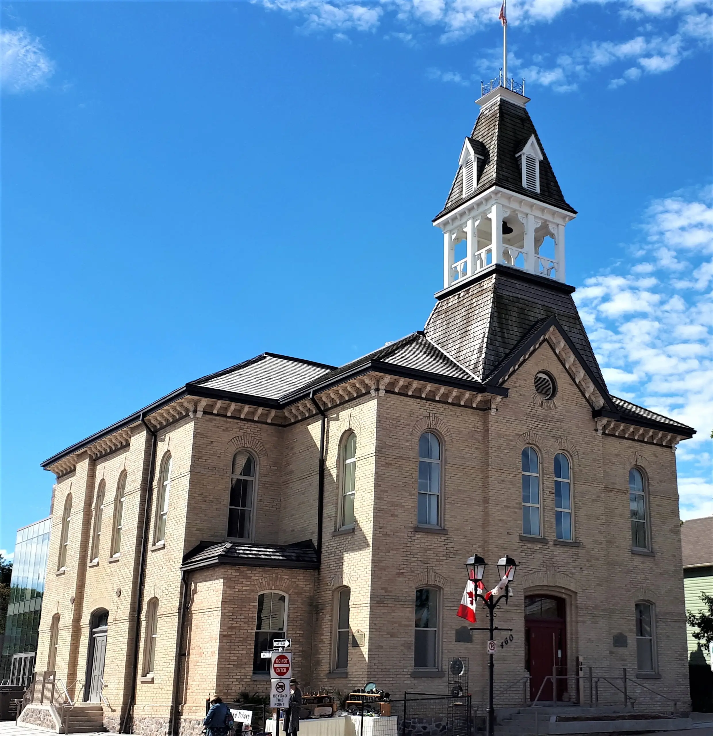 Newmarket, Ontario: The Old Town Hall (also known as The Newmarket Town Hall and Market Building) was built in 1883 in the