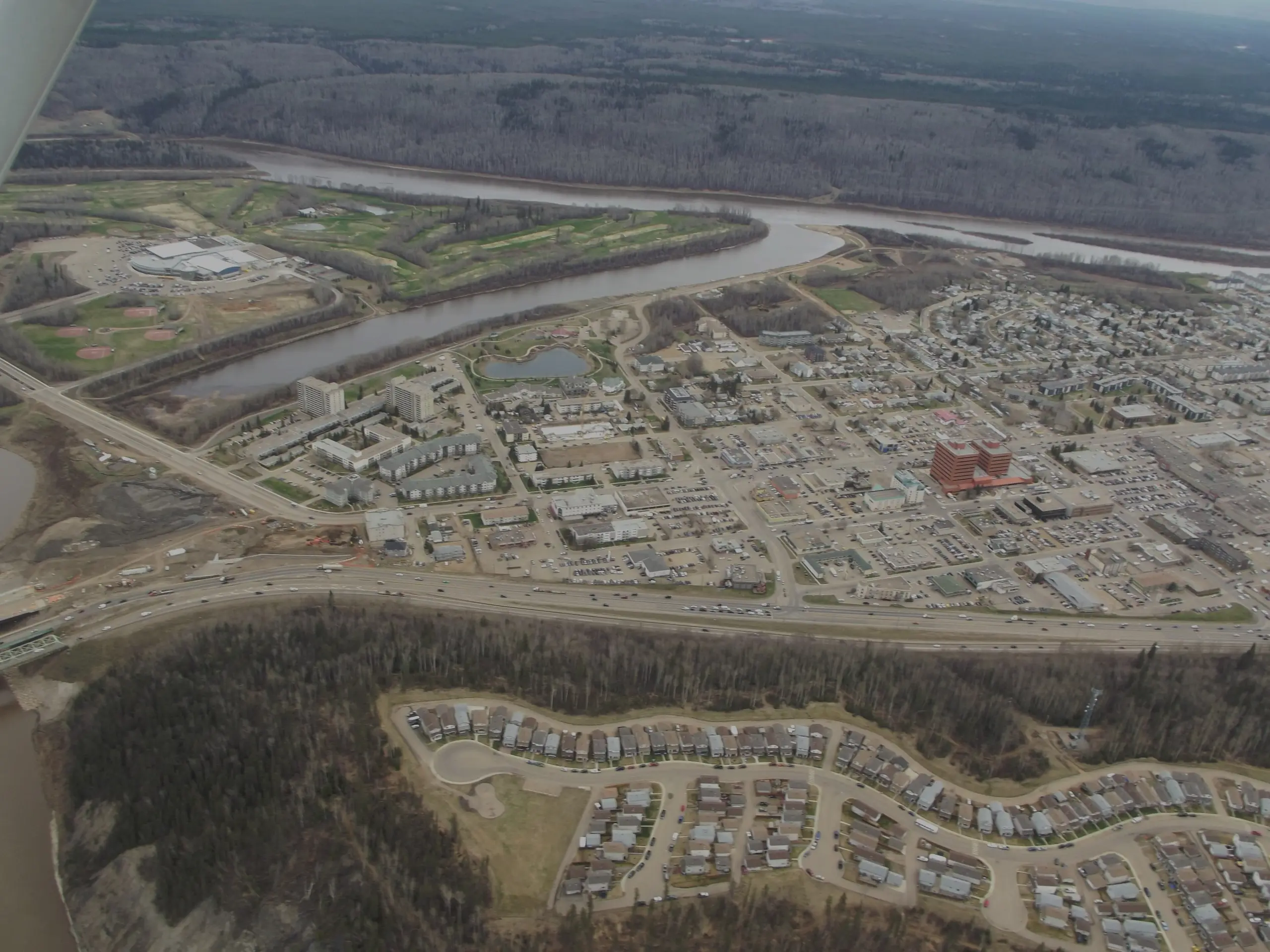 Wood Buffalo Ab: Aerial view of Fort McMurray, Wood Buffalo